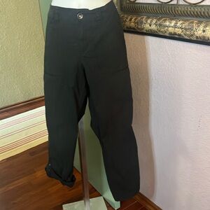 DKNY black cotton pants/convertible beachcomber size 8